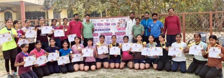 फिट इंडिया महिला सप्ताह में निकाली नारी सम्मान रैली