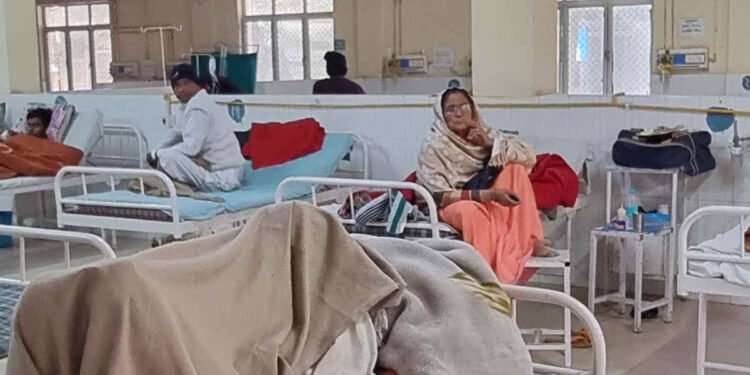 लखीमपुर खीरी में मरीजों की सेवा में समर्पित डॉ. रवि किशन