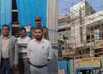 “एलडीए का ‘जादुई पाउडर’: सील टूटी नहीं, इमारत खुद खड़ी हो गई!”