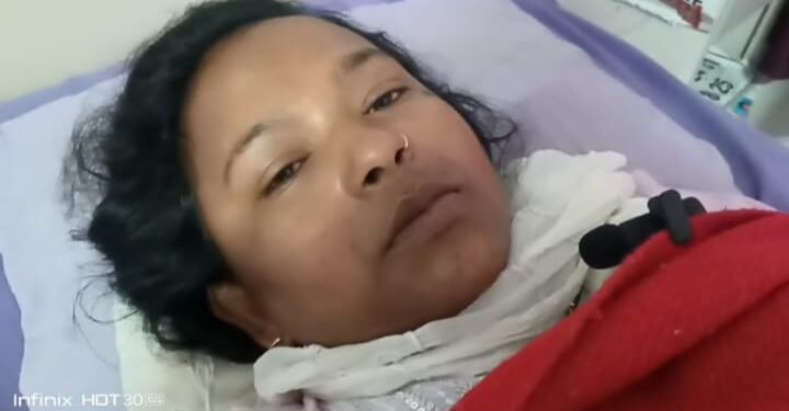 वाराणसी में रिश्तों का कत्ल: भाइयों ने बहन को बेरहमी से पीटा, पुलिस पर भी गंभीर आरोप!*