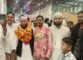 रमज़ान के पाक महीने में उमरा कर वतन लौटे मौलाना सिराज खान का हुआ जोरदार स्वागत