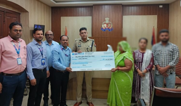 खाकी का सम्मान: शहीद की तरह विदा हुए रामकेवल यादव, परिवार को मिला 1 करोड़ का सुरक्षा कवच