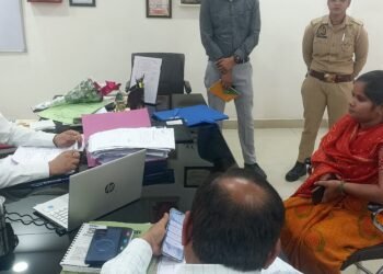 जनसुनवाई में डीएम का सख्त रुख, 93 शिकायतों पर त्वरित कार्रवाई के निर्देश