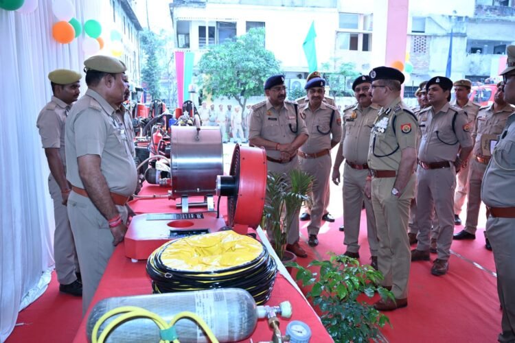 फायर सीजन से पहले महानिदेशक ने किया अग्निशमन केंद्र गोलघर का निरीक्षण