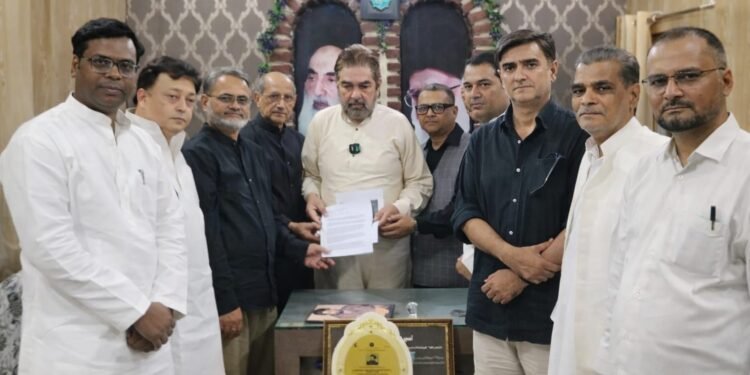 लखनऊ में सुन्नी-शिया एकजुटता की पहल, खामनेई की शहादत पर जताया गया शोक