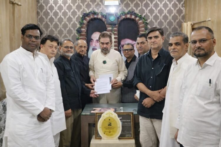 लखनऊ में सुन्नी-शिया एकजुटता की पहल, खामनेई की शहादत पर जताया गया शोक