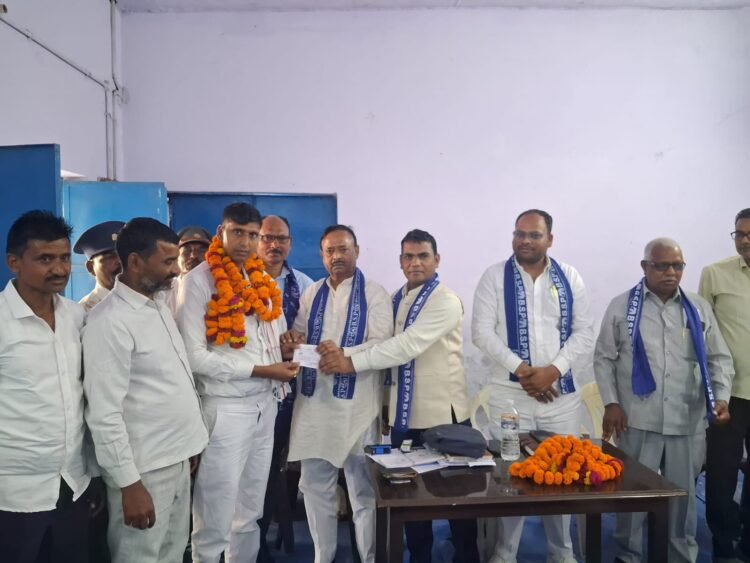 बसपा कार्यकर्ता समीक्षा बैठक में संगठन मजबूत करने पर जोर, 2027 के लिए रणनीति तय