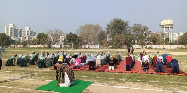 अंतर्राष्ट्रीय महिला दिवस पर स्पोर्ट्स स्टेडियम माती में अस्मिता लीग खेल प्रतियोगिताएं आयोजित