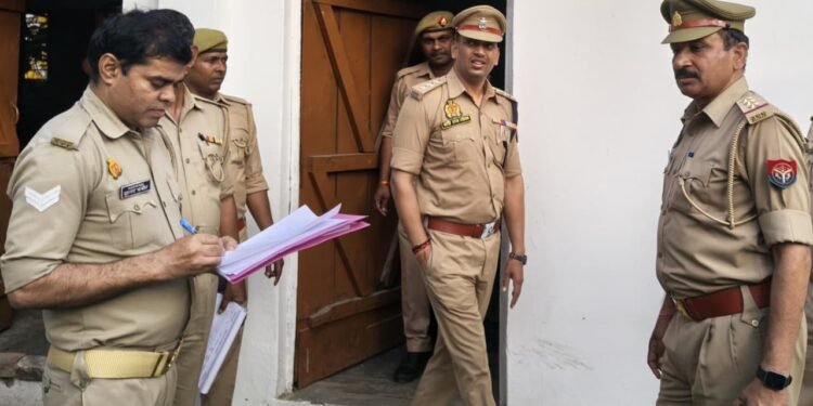 जीआरपी लाइन का अर्द्धवार्षिक निरीक्षण, सुरक्षा और सुविधाओं को परखने पहुंचे डीएसपी