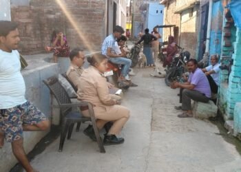 करंट में चिपक कर महिला की हुई मौत