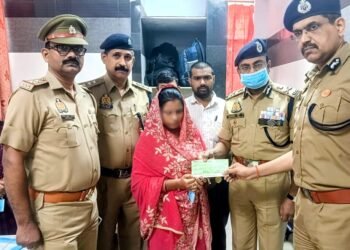 *फर्ज की राह में घायल हुआ ‘खाकी’ का जांबाज, मदद को आगे आया पूरा जीआरपी परिवार; जुटाए 16 लाख रुपये*