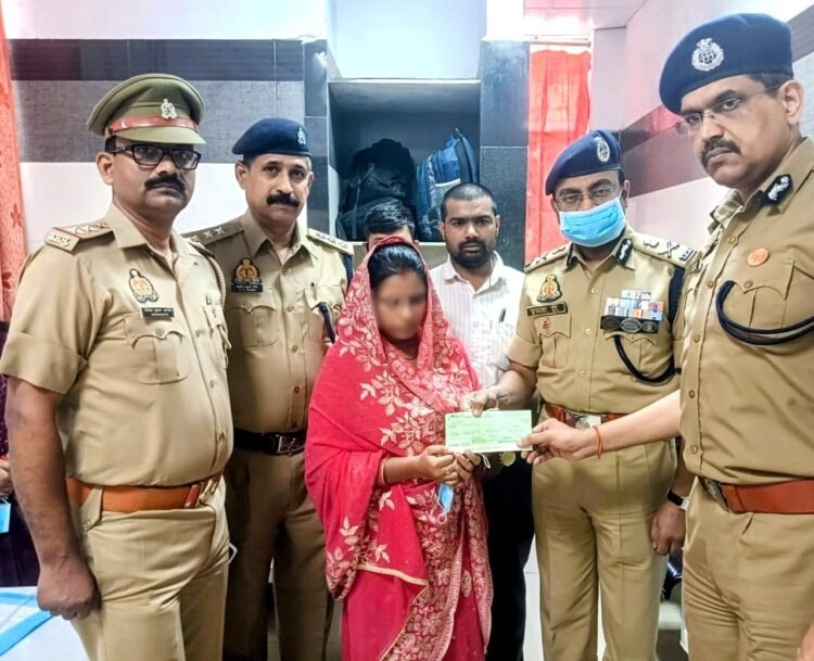 *फर्ज की राह में घायल हुआ ‘खाकी’ का जांबाज, मदद को आगे आया पूरा जीआरपी परिवार; जुटाए 16 लाख रुपये*