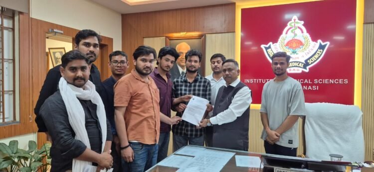  आईएमएस, बीएचयू के सर सुंदरलाल अस्पताल परिसर में आगजनी की घटना पर अभाविप ने उठाए गंभीर सवाल, उच्च स्तरीय जांच की मांग