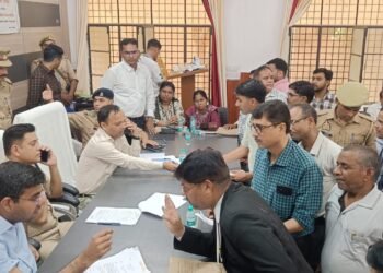 *एक्शन में प्रशासन: डीएम-एसएसपी ने मौके पर निपटाए मामले, भू-माफियाओं को सख्त चेतावनी*