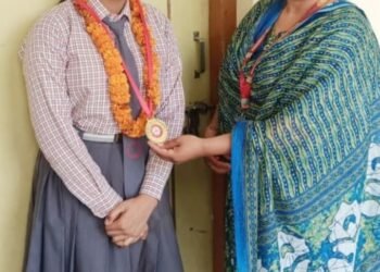 *मेधावी छात्रा शिखा यादव ने बढ़ाया मान, हाईस्कूल की परीक्षा में जिले और ग्राम सभा का नाम किया रोशन*