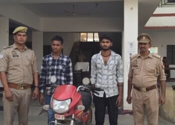 *चोरी की बाइक सहित दो अभियुक्त गिरफ्तार, राठ पुलिस ने 24 घंटे में किया खुलासा*