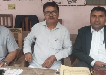 *जिले के सांसद नरेश उत्तम के कानपुर आवास पर भाजपा की महिलाओं के प्रदर्शन की निंदा*