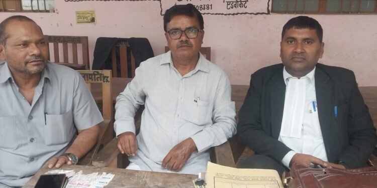 *जिले के सांसद नरेश उत्तम के कानपुर आवास पर भाजपा की महिलाओं के प्रदर्शन की निंदा*