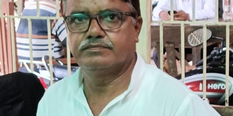 *लोकतांत्रिक व्यवस्था में जनता को प्रजा बनाना घातक है—-मिस्बाहुल हक*