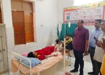 डिप्टी सीएमओ ने पीएचसी के कोल्ड रूम में परखी व्यवस्थाएं