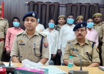 स्कूलों का ताला तोड़कर सामान चुराने वाले गैंग के पांच शातिर गिरफ्तार