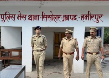 पुलिस अधीक्षक ने थाना सिसोलर का किया आकस्मिक निरीक्षण