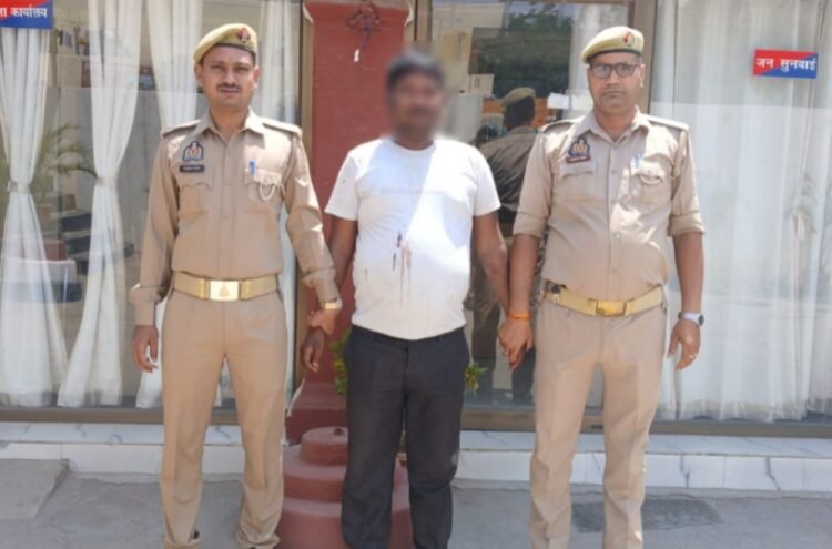 दरोगा बनकर ठगी करने वाला शातिर चढ़ा कैण्ट पुलिस के हत्थे