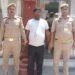दरोगा बनकर ठगी करने वाला शातिर चढ़ा कैण्ट पुलिस के हत्थे