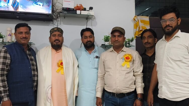 सरकार आफताबी पीर का साइबर जर्नलिस्ट एसोसिएशन ने किया सम्मान