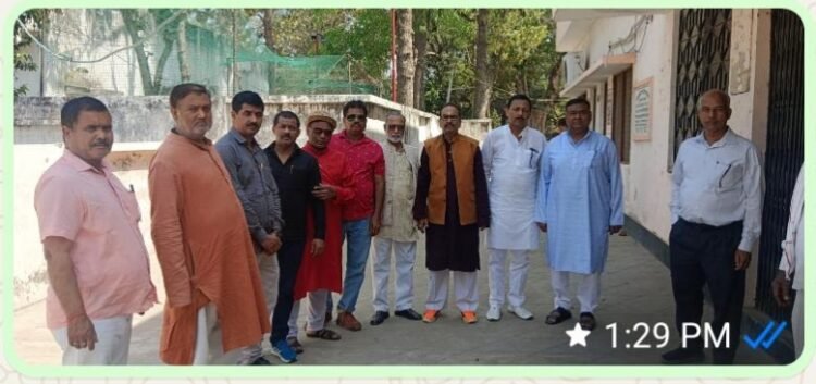 बजट के अभाव में स्वास्थ्य विभाग में रुका वेतन कर्मचारी परेशान