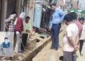 मानक विहीन डाली जा रही पाइप लाइन को पुन: मानक के आधार पर डालने का दिया निर्देश