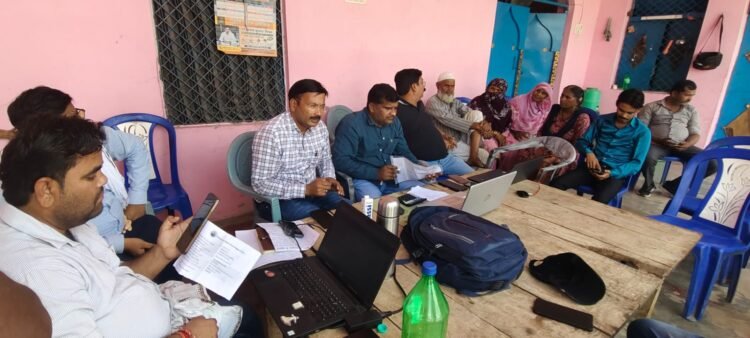 कानपुर देहात: स्मार्ट मीटर की समस्याओं पर लगा शिविर