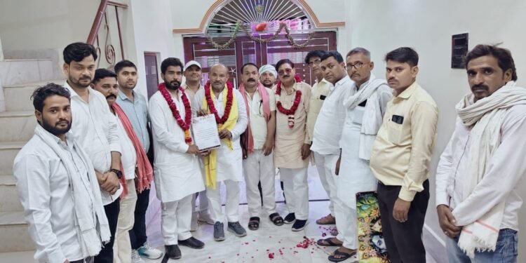 फतेहपुर में गरजे विजय यादव, संगठन विस्तार के बीच राजेश चौधरी को मिली राष्ट्रीय महासचिव की जिम्मेदारी