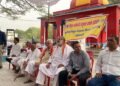 *निजीकरण और उत्पीड़न के खिलाफ वाराणसी में गरजे गोरखपुर के बिजली कर्मी*