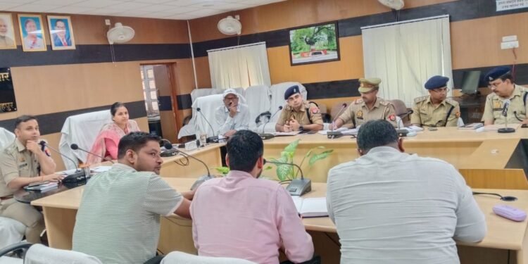 नशे के खिलाफ सख्त हुआ प्रशासन, डीएम-एसपी ने दिए कड़े निर्देश