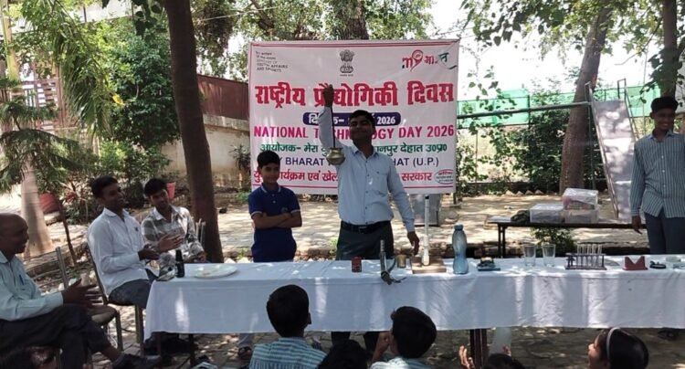 सिकंदरा एम एन पी स्कूल में विज्ञान प्रदर्शनी आयोजित