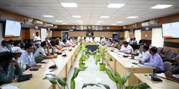 परीक्षा को शुचितापूर्ण ढंग से सकुशल नकलविहीन पारदर्शिता के साथ सम्पन्न कराया जाय।