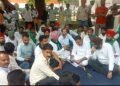 खाद की कालाबाजारी और डीजल संकट को लेकर भाकियू (अराजनैतिक) का डीएम कार्यालय घेराव, किसानों ने किया जोरदार प्रदर्शन