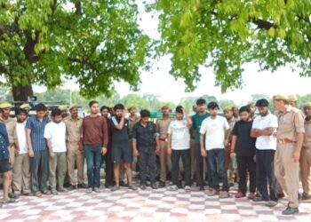 *आईपीएल सट्टेबाजी गिरोह का भंडाफोड़, 13 आरोपी गिरफ्तार*