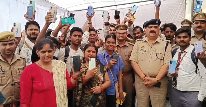 *GRP और सर्विलांस टीम को बड़ी सफलता, 65 लाख रुपये के 310 चोरी और गुमशुदा मोबाइल बरामद, स्वामियों के खिले चेहरे*