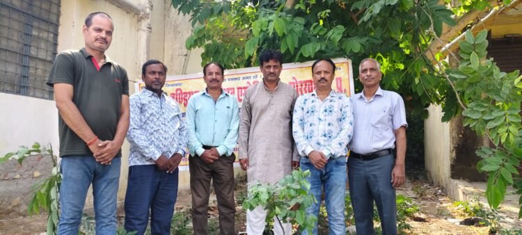 *पर्यावरण संरक्षण के प्रति जागरूक बनाने मे पत्रकारों की भूमिका महत्वपूर्ण*