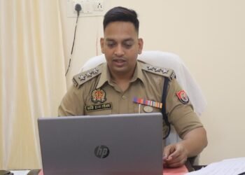 *ट्रेनों पर पथराव करने वालों की अब खैर नहीं, सादे कपड़ों में तैनात होगी पुलिस, जीआरपी अनुभाग मुस्तैद*