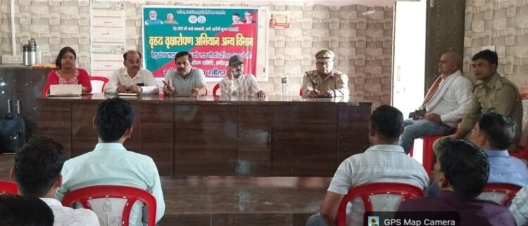*राठ व गोहाण्ड में वन विभाग ने किया जागरूकता कार्यक्रम, ग्रामीणों से पांच-पांच पौधे लगाने की अपील*