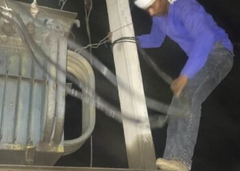 मुखर्जी नगर में ट्रांसफार्मर जला, 40 घरों में बिजली गुल