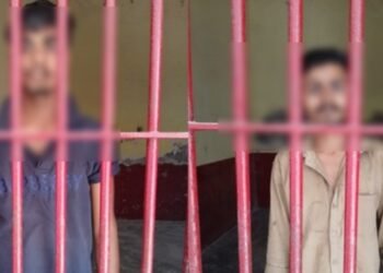 *कोतवाली पुलिस को बड़ी कामयाबी: दुकानों के ताले तोड़कर नकदी उड़ाने वाले दो शातिर चोर गिरफ्तार*