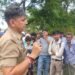 डॉक्टर न मिलने पर फूटा ग्रामीणों का गुस्सा, पीएचसी पर धरना; एक घंटे तक जाम रहा रक्षपालपुर-अझुवा मार्ग