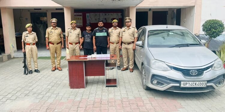 पलिया में नशे के खिलाफ बड़ी कार्रवाई, 30 लाख की स्मैक के साथ दो तस्कर गिरफ्तार