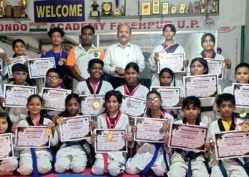 फतेहपुर के ताइक्वांडो खिलाड़ियों ने मचाया धमाल, 21 खिलाड़ियों ने पदक जीतकर जिले का नाम किया रोशन