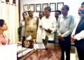फतेहपुर में जाम और यातायात व्यवस्था को लेकर व्यापार मंडल ने उठाई आवाज, प्रशासन को सौंपा ज्ञापन