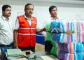 बाढ़ पीड़ितों को मिली राहत, बिंदकी क्षेत्र में 102 मच्छरदानियां वितरित